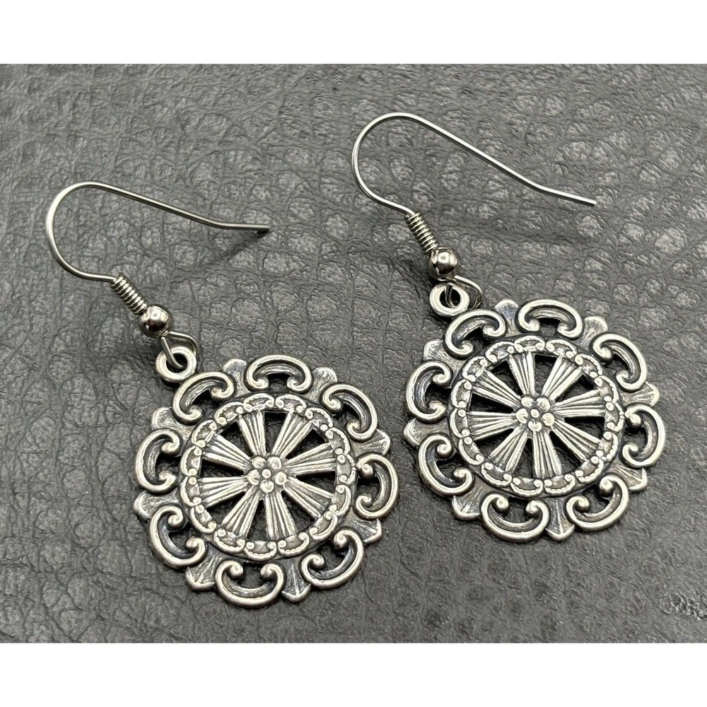 Vintage Ornate Filigree Medallion Dangle Earrings Silver Tone Boho